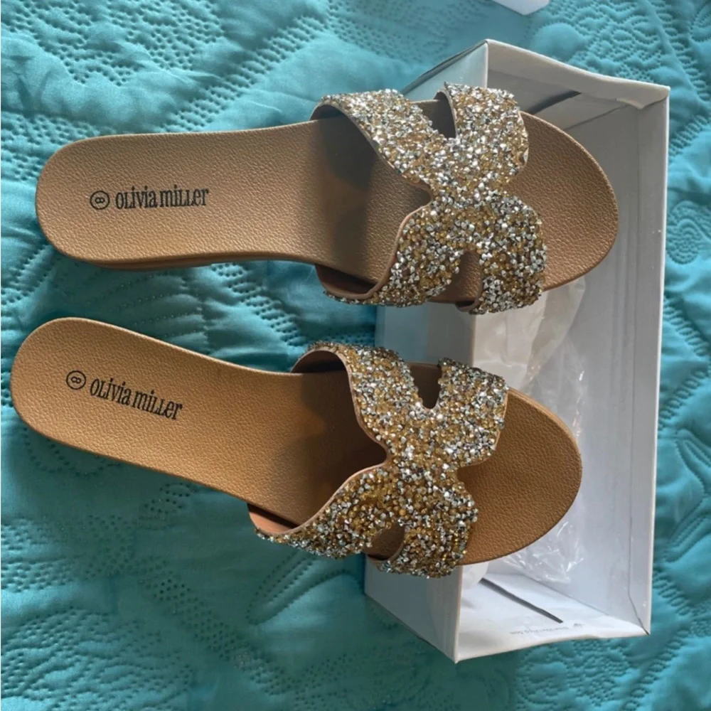 New Sandals - Picture 2 of 2